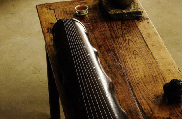 烟台市古琴蕴含的传统文化，一把古琴制备出来要两年的时间